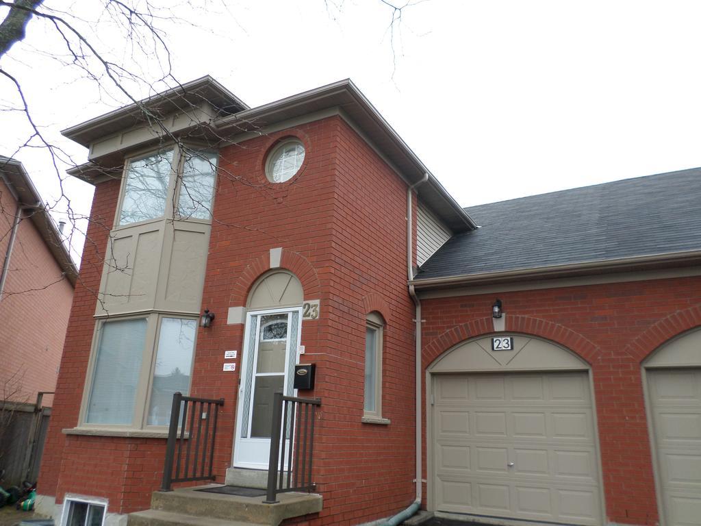 Newton Villa Emerald House Brampton Exterior foto
